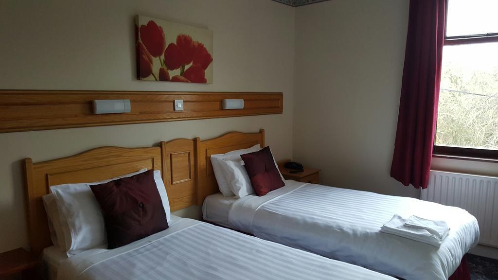 גלוואיי Anno Santo Hotel מראה חיצוני תמונה