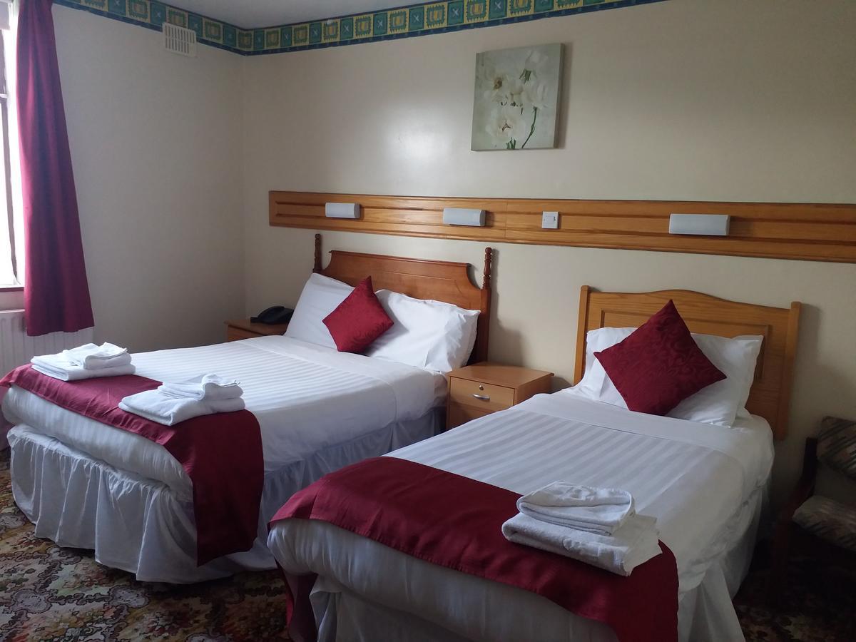גלוואיי Anno Santo Hotel מראה חיצוני תמונה